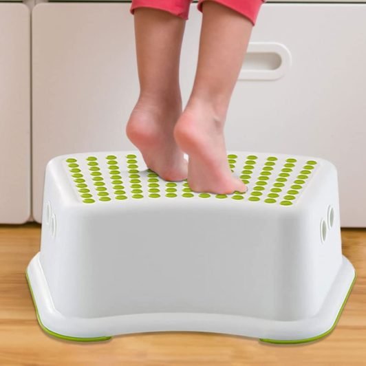 Sterun Plastic Child Foot Step Stool For Children